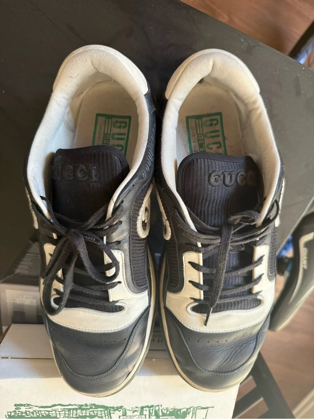 Gucci Black and White Men’s Low-Top Sneakers